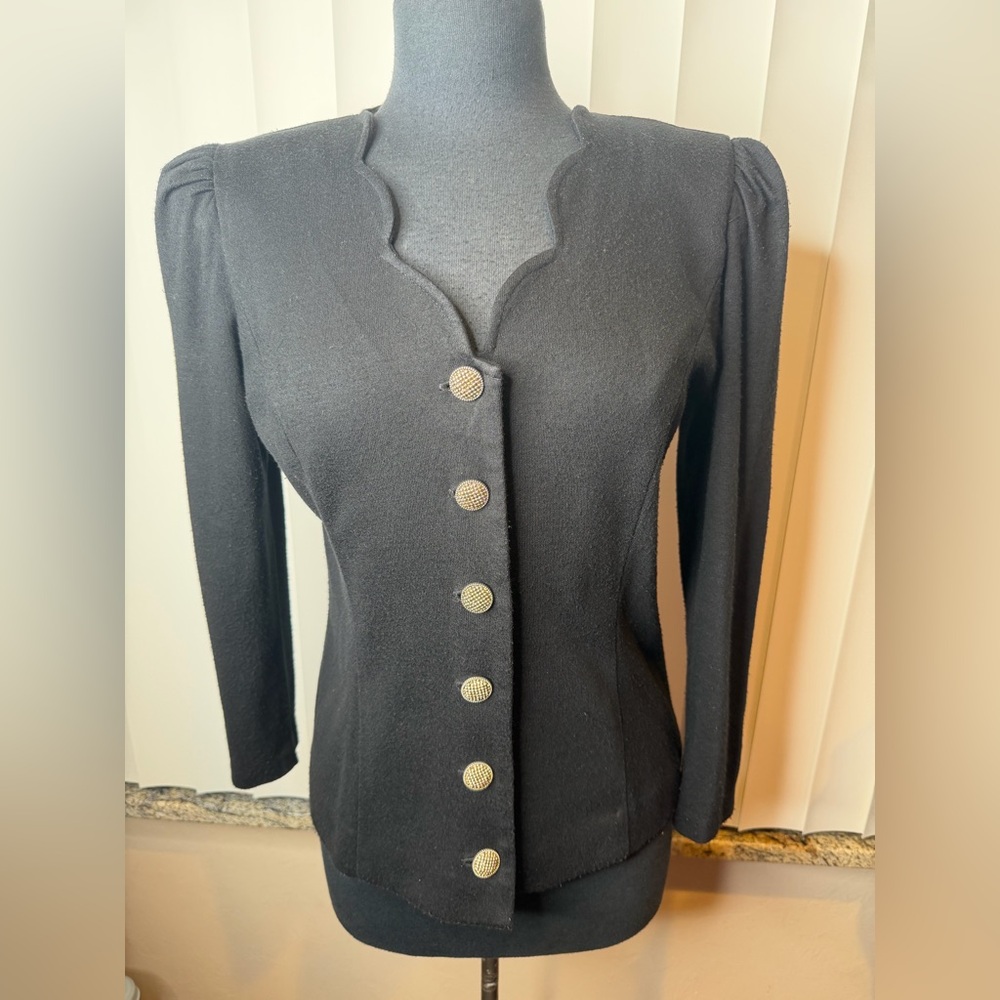 All That Jazz Vintage Black Scallop Collar Button-Up Jacket Cardigan Size Medium